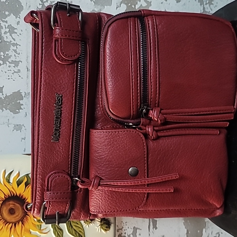 MWC-100ABDY Pocket Crossbody